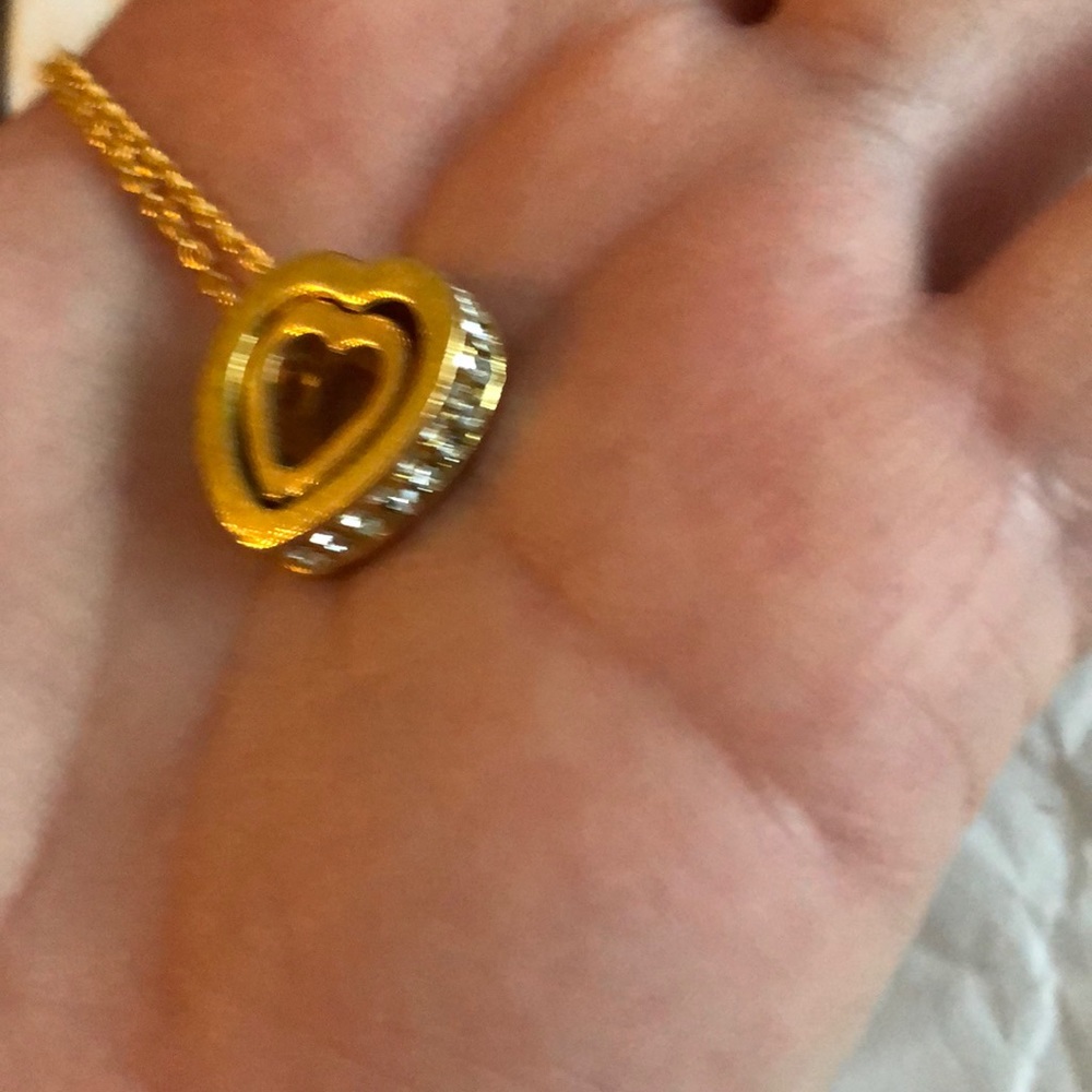 🌸NEW double floating heart necklace🌸
